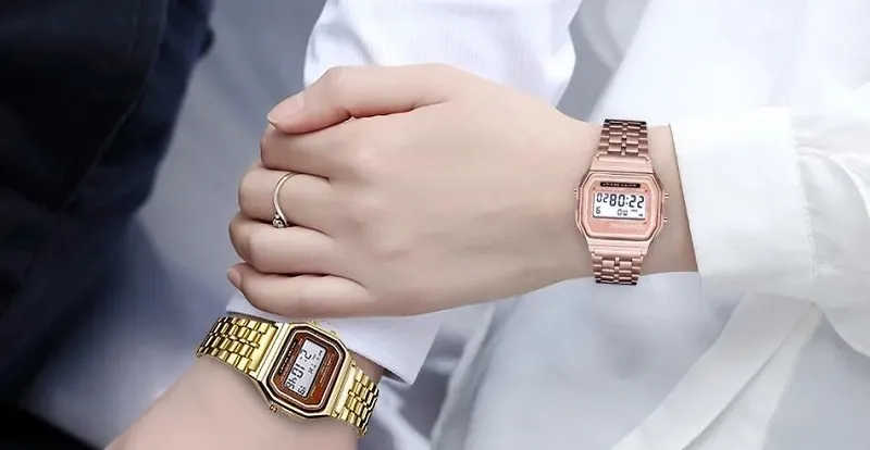 Retro digitálne hodinky – nesmrteľná klasika na tvojom zápästí!