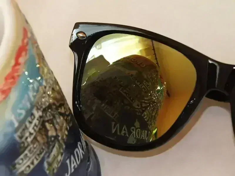 Slnečné okuliare Wayfarer Gold