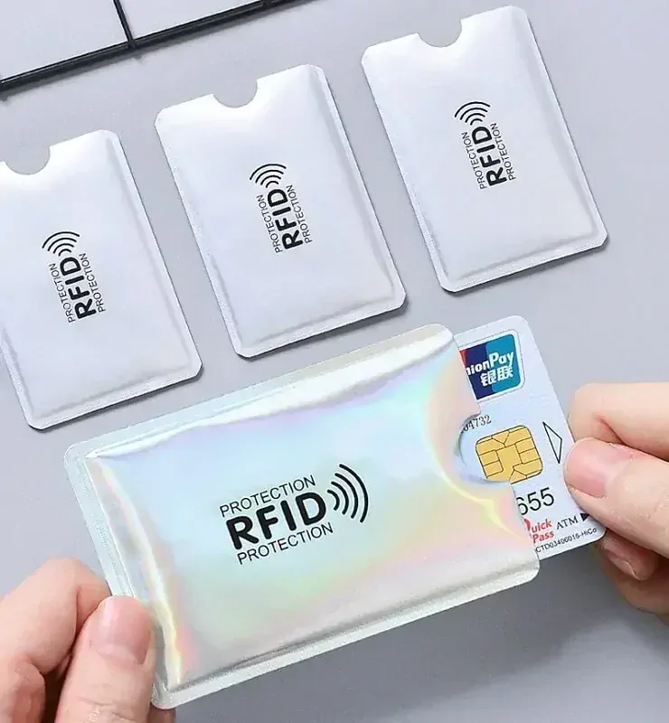 Bezpečnostný obal blokujúci RFID a NFC signál (PVC) | multicolor