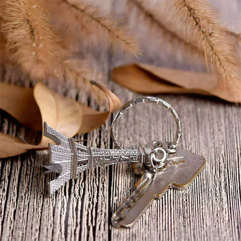 Eiffel Tower - kľúčenka Eiffelova veža | zlatá