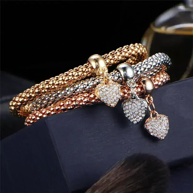 Elegantné dámske náramky v troch farbách