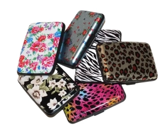 Aluma Wallet NEW - praktické a štýlové puzdro